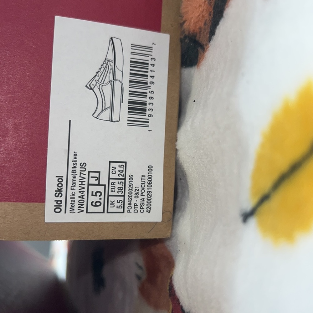 Brand new Vans - Picture 8 of 8
